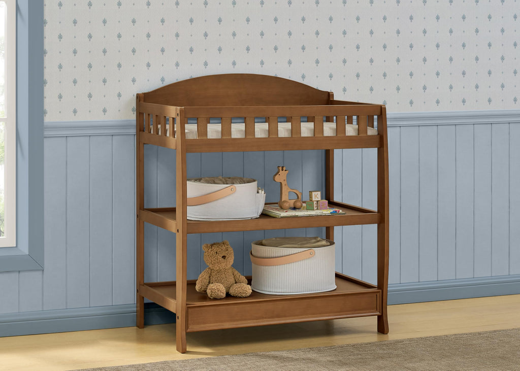 Infant Changing Table with Pad B54534